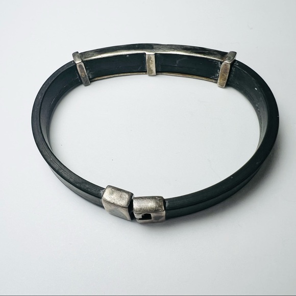 Men's Sterling Silver Rubber Bracelet 7.25" - Picture 2 of 11